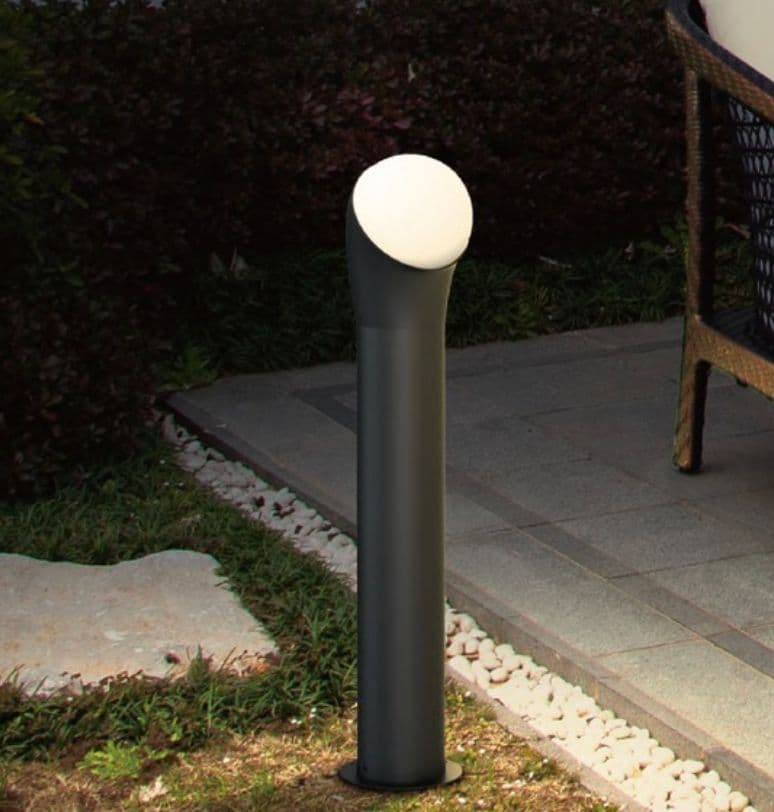 Vista Bollard - View 3
