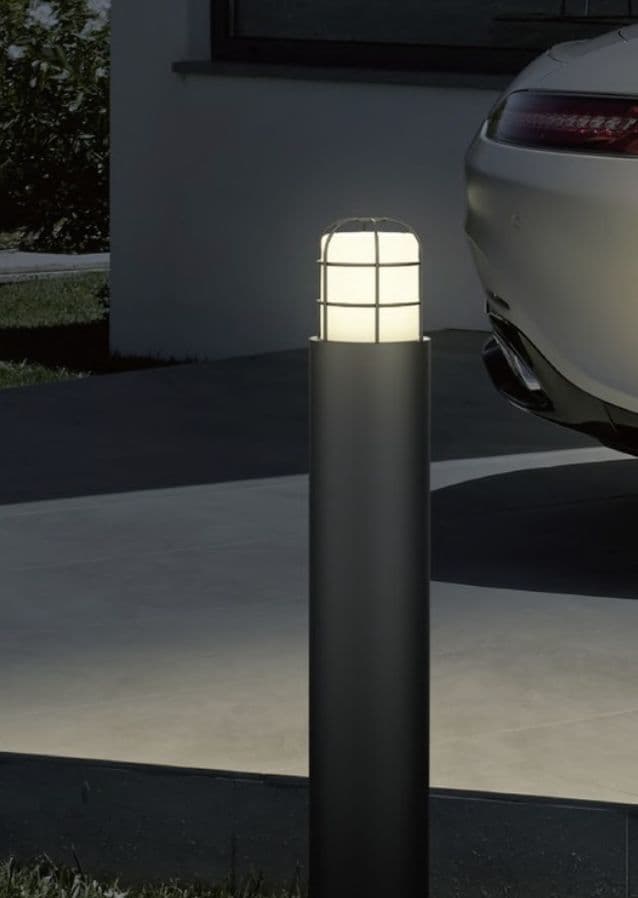 Sentry Bollard - View 3