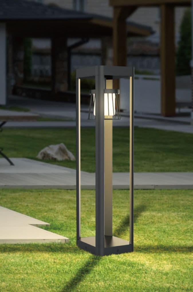 Rift Bollard - View 3